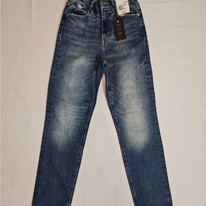 NWT Forever 21 Denim Jeans Curvy Straight High Rise Straight Leg Size 26